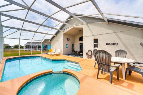 Tivoli Manor House | 15 Mi to Disney: Home w/Pool & Lanai in Davenport