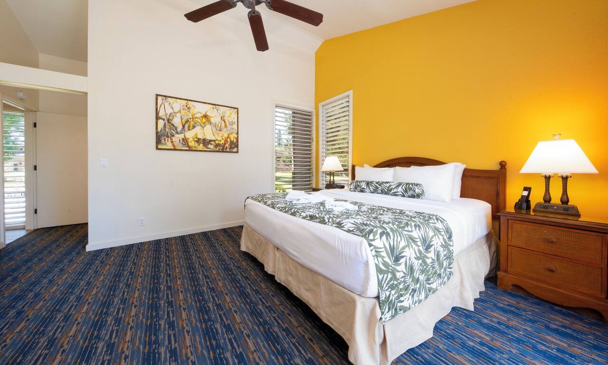 Princeville Hotel | 2BR Cottage w/Full Kitchen + Lanai, Pool & Jacuzz Access & Free Parking