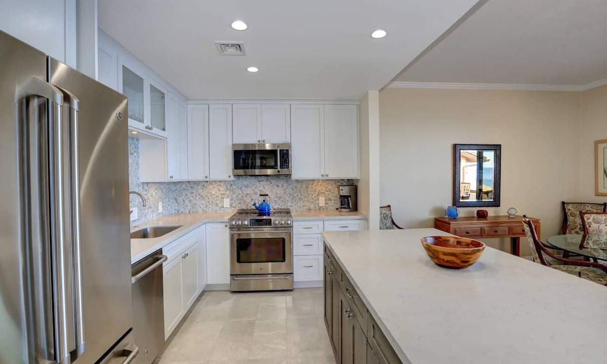 Wailea Condo | Amazing Remodeled Oceanfront Escape – Makena Surf F-202 with Spectacular Views!