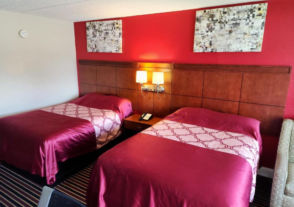 Chesapeake Hotel | American Inn Chesapeake - Portsmouth