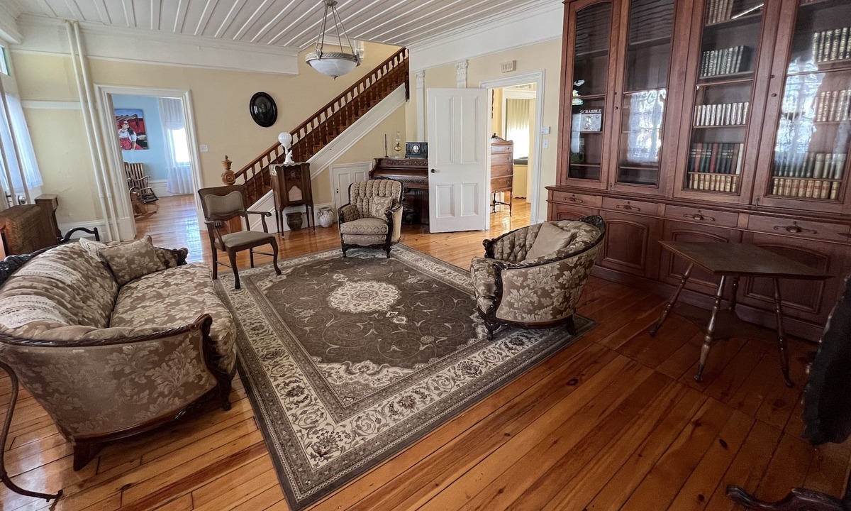 Saint-Zephirin-de-Courval House | Ancestral house 12 rooms