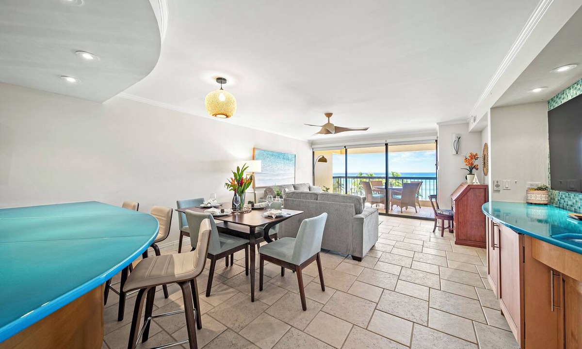 Waikiki Condo | Aston Waikīkī Beach Tower by Gather 2BR Condo w/Oceanview, Pool & Lanai