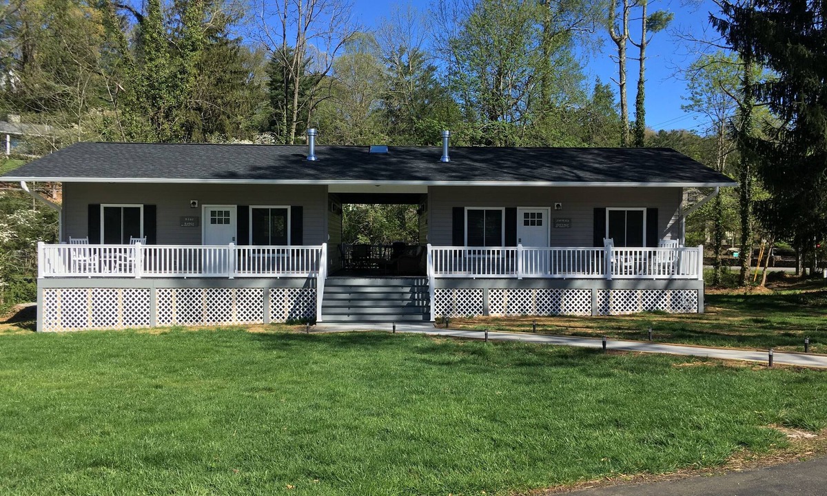 Waynesville Cottage | Blue Ridge Cottage Walking Distance to Downtown Waynesville