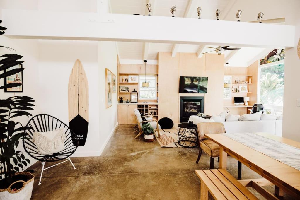 Princeville House | BOHO New Construction: On Golf Course/views/Hot tub AC walk to market and beach