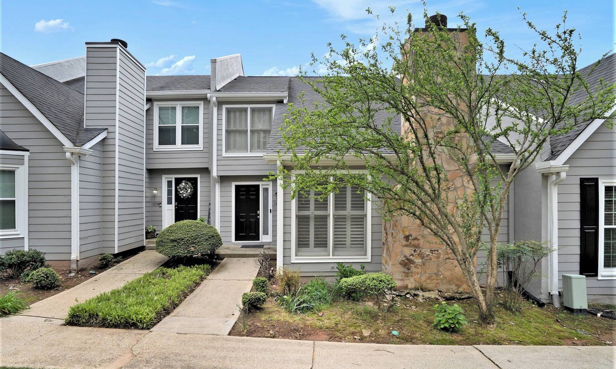 Underwood Hills Condo | Charming 2-bedroom condo in amazing Midtown Atlanta with AC, WiFi
