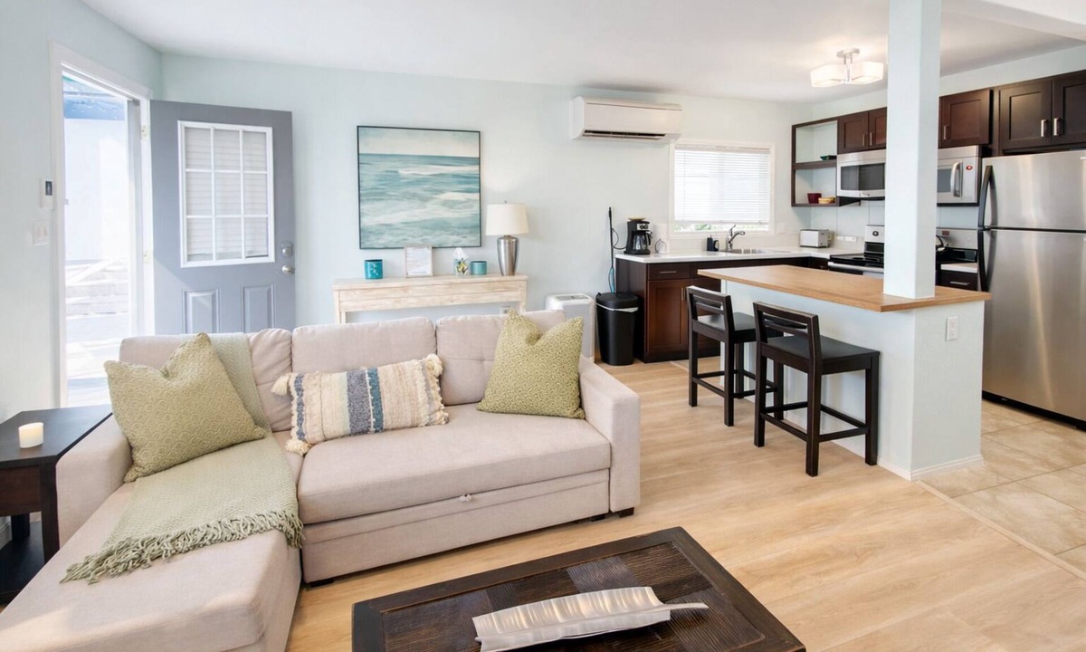 Point Loma Heights Apartment | Charming Ocean Beach 2BR