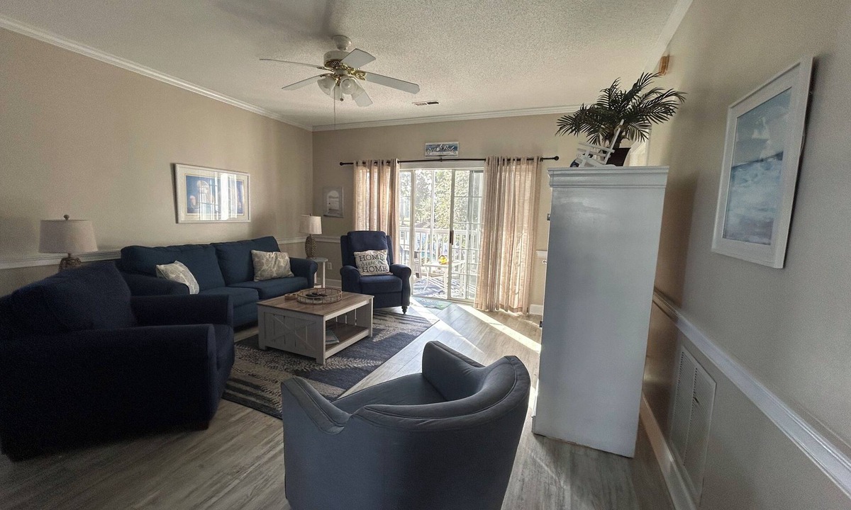 Central Myrtle Beach Condo | Close enough to the beach but far enough from all of the noise! No pet fee!