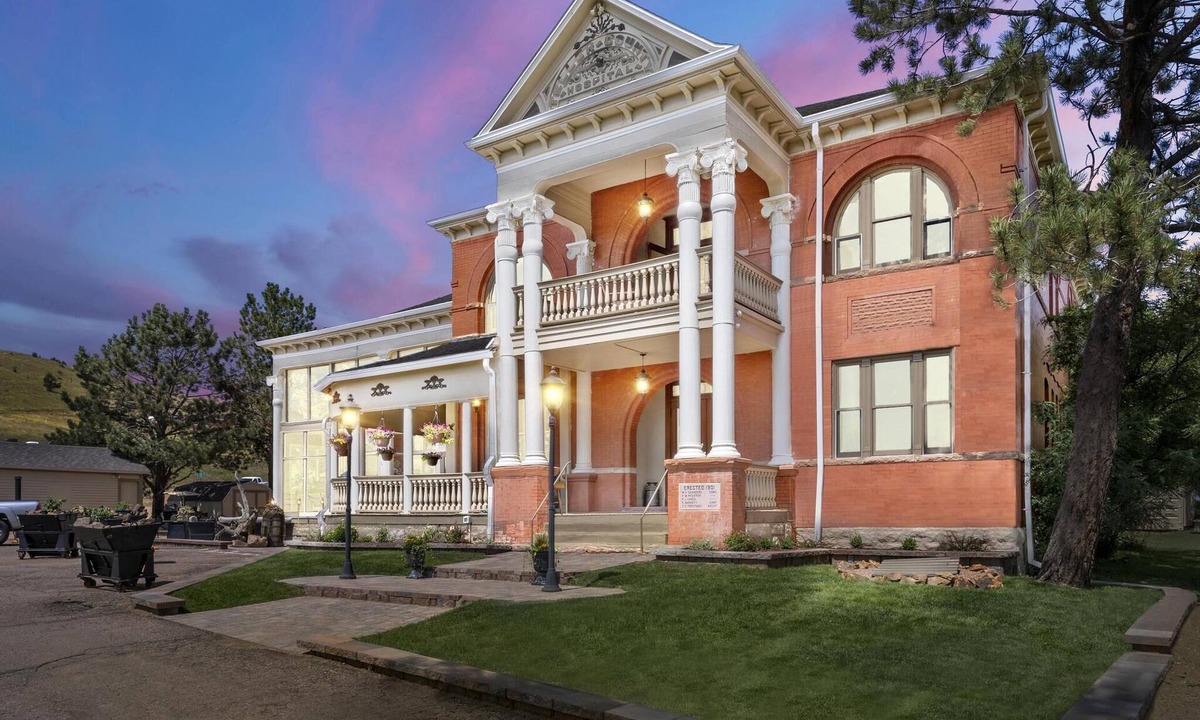 Cripple Creek Hotel | Cripple Creek Hospitality House
