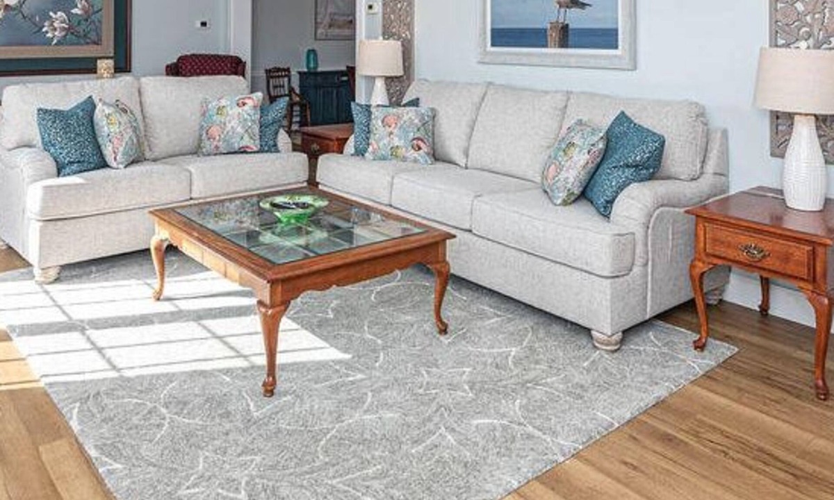Little Salisbury House | Dog-Friendly house. Arctic Ave House: Sunny and bright beautiful 4 Bedroom 3 Full bathroom single home walking distance to the beach, Free WiFi, linens included. Remodel just in couple month. Great location, walk in to restaurants, coffee shop, Acme