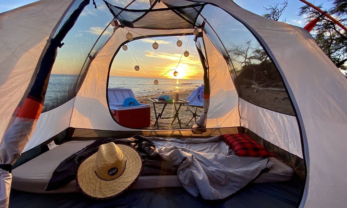 Kahului Condo | Epic Maui Camping - Affordable Adventure in Paradise SUV + gear