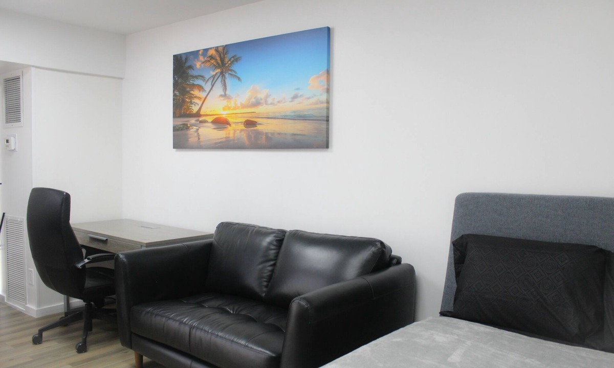 McCully - Moiliili Condo | Essential Century Center Studio | 1 Parking | Pool