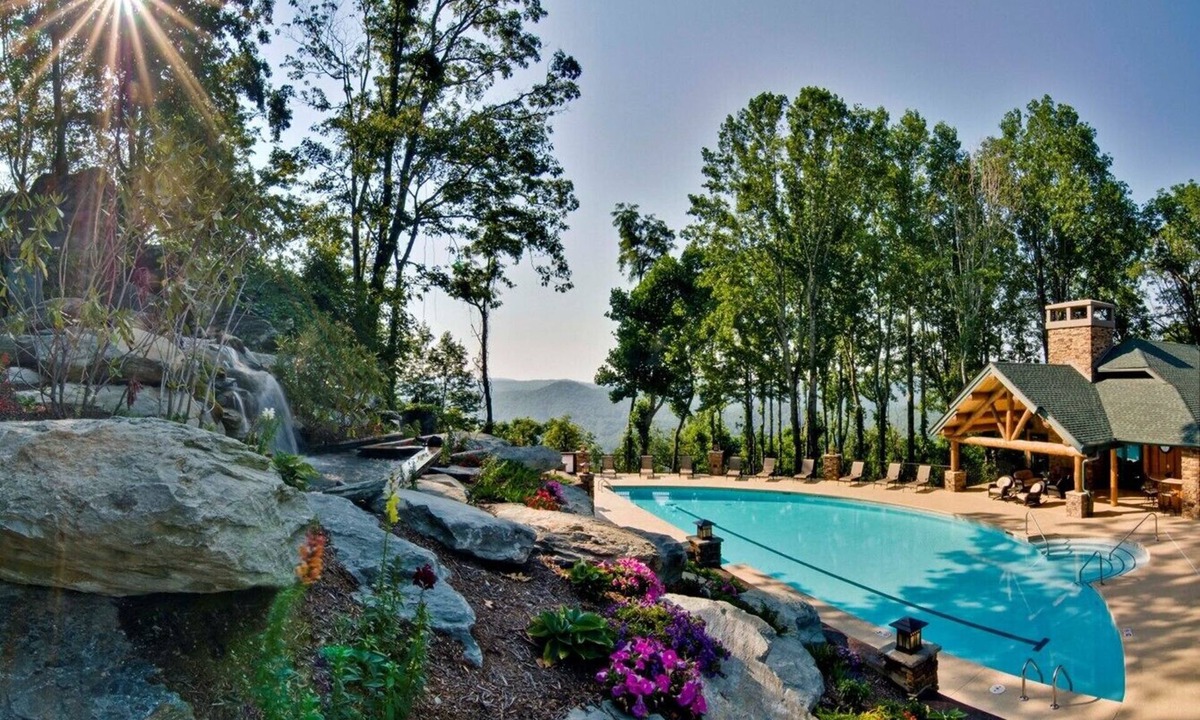 Foscoe Condo | Evergreens 722- Mountain Condo, Gated Resort, Indoor/Outdoor Pools and Hot Tub, Fitness Area, Fis.