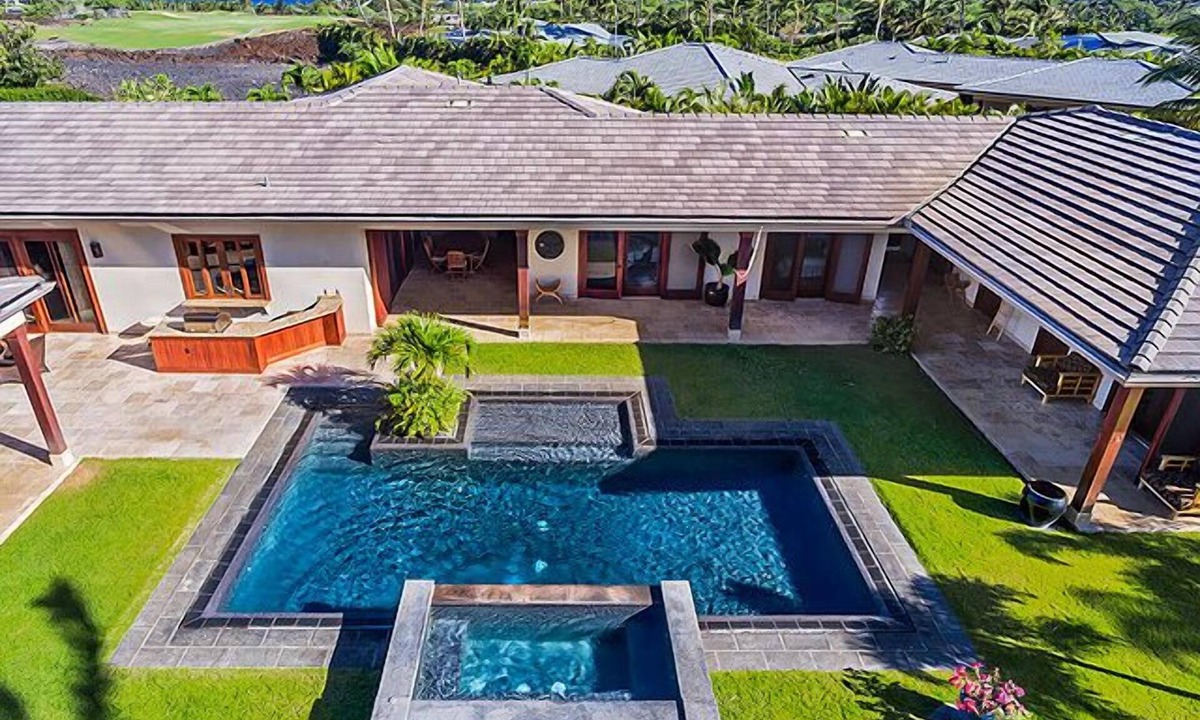 Kamuela House | Expansive Mauna Lani Resort Estate with Pool, Garden, & Beach Access!
