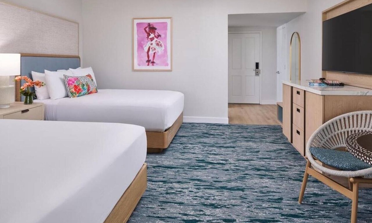 Kaanapali Hotel | Explore Hawaii's Most Hawaiian Hotel, 2 Luxurious Units, With Top Amenities