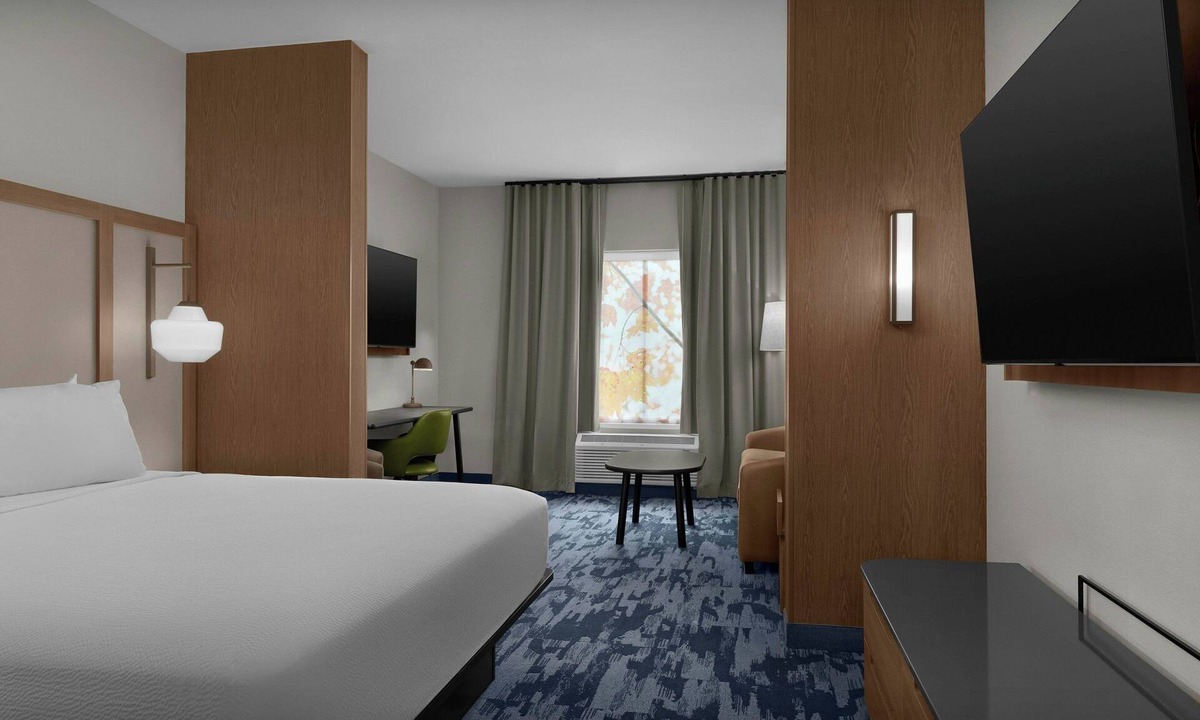 Weldon Hotel | Fairfield By Marriott Inn & Suites Weldon