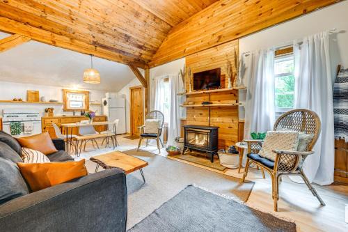 Robbinsville House | Fish & Water Raft: Cabin Near Lake Santeetlah