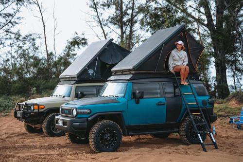Wailua Other | Fully Decked Blue FJ Cruiser!