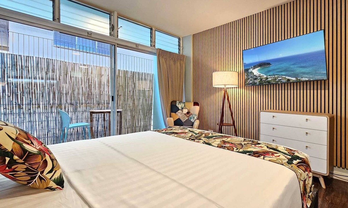 Waikiki Apartment | Furnished monthly rental Waikiki Neighborhood 303