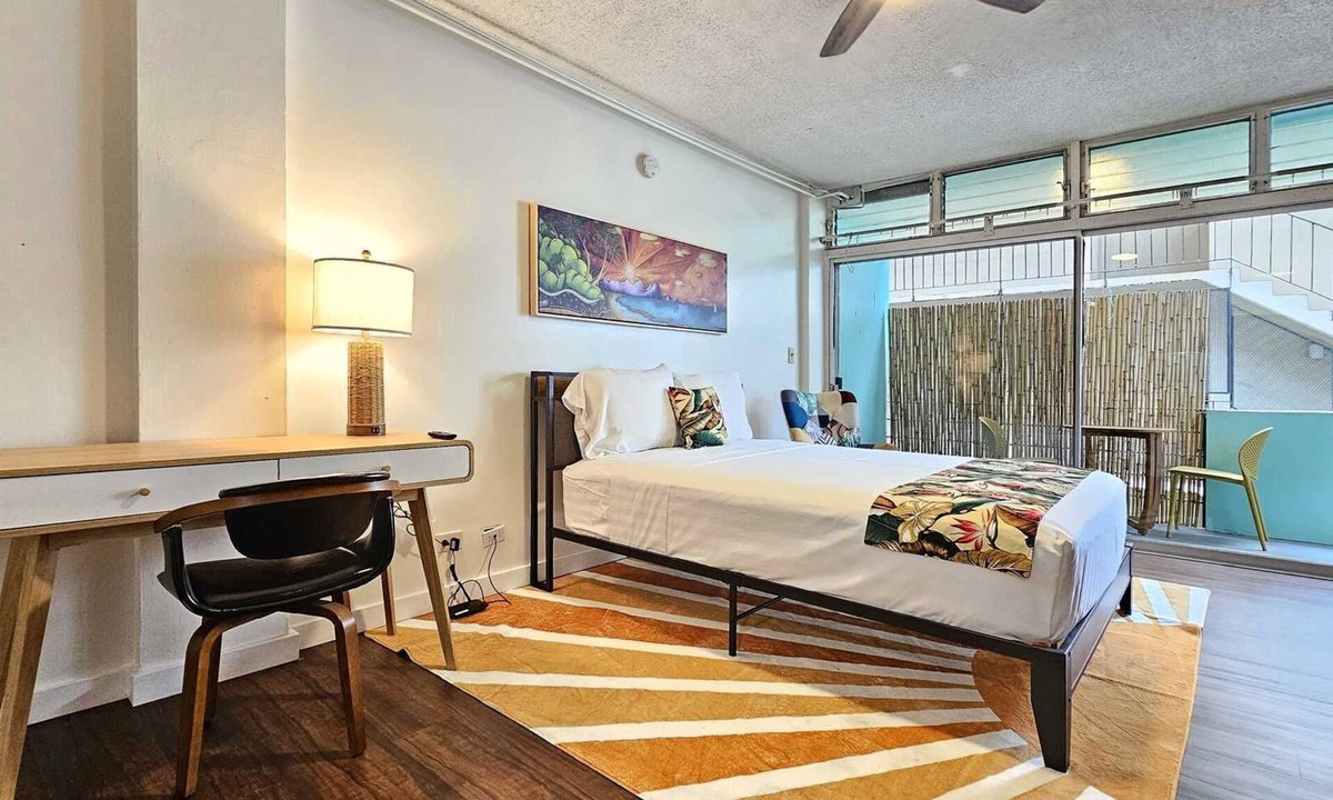 Waikiki Apartment | Furnished monthly rental Waikiki Neighborhood 205