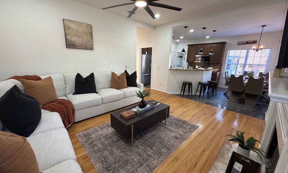 Lilburn House | GHome, Modern Cozy 5BR 10BEDS located in Lilburn, GA with AC perfect for family