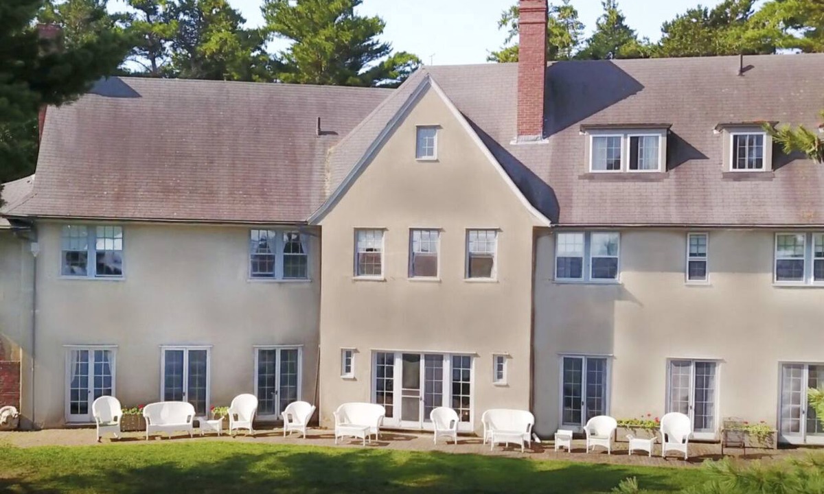Bar Harbor House | Gilded Age Mansion 5 minutes from Acadia National Park and Downtown Bar Harbor