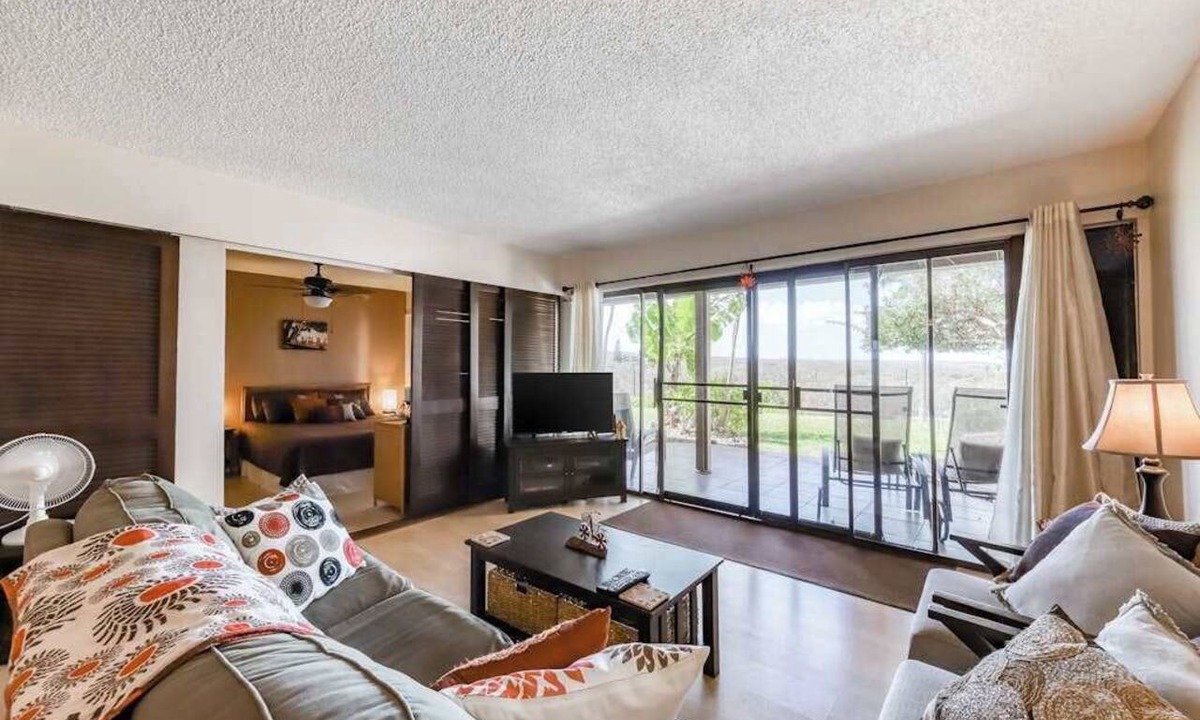 Maunaloa Condo | Ground-Floor Molokai Condo with Ocean View, Pool & Hot Tub
