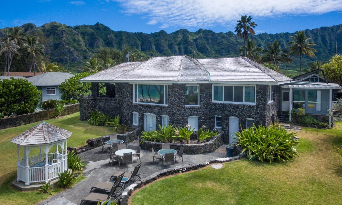 Waimanalo Beach House | Hale Pohaku, Waimanalo Beach Front Lic.#1990/NUC-1689