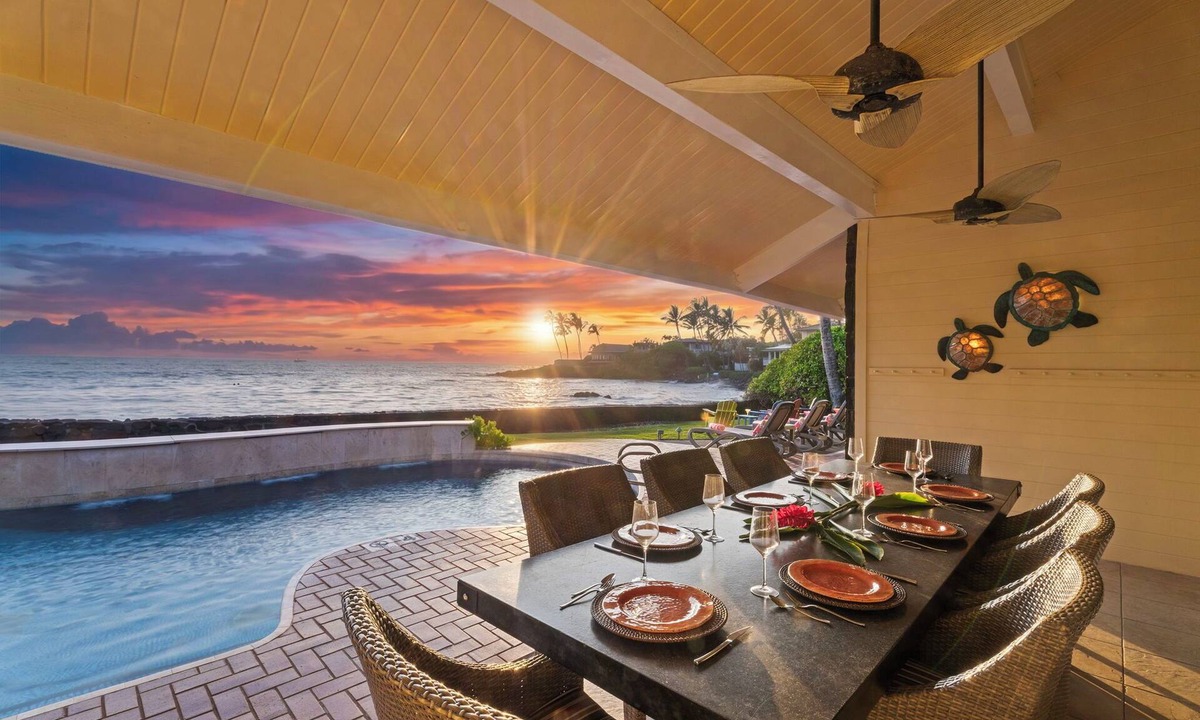 Kailua-Kona House | Hale Pua: Private Oceanfront Luxury Home w/Pool, Spa, AC & Lanai - Relax & Enjoy