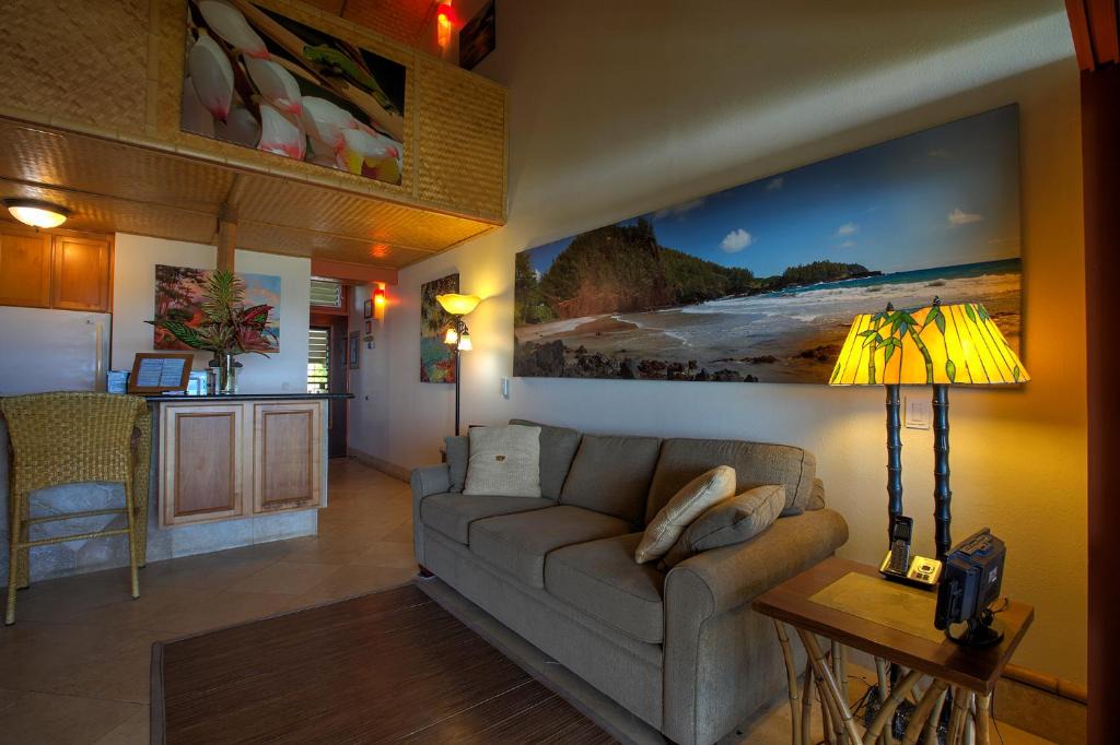 Hana Apartment | Hana Kai Maui - #206 Puhele, lofted studio