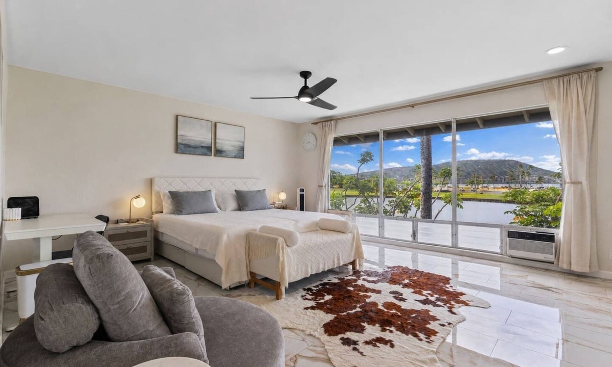 Portlock Villa | Hawaii Kai Gem | Private Dock, AC, Pool
