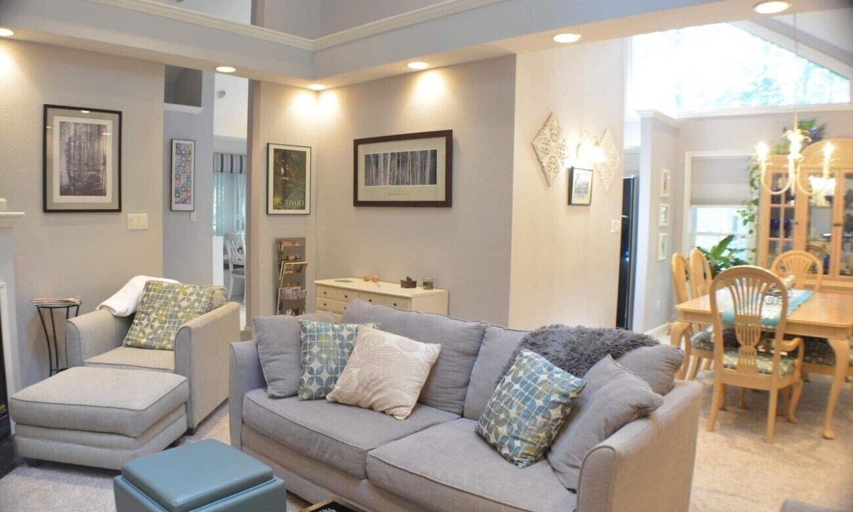Ocean Pines House | Home Away From Home, pet friendly retreat!