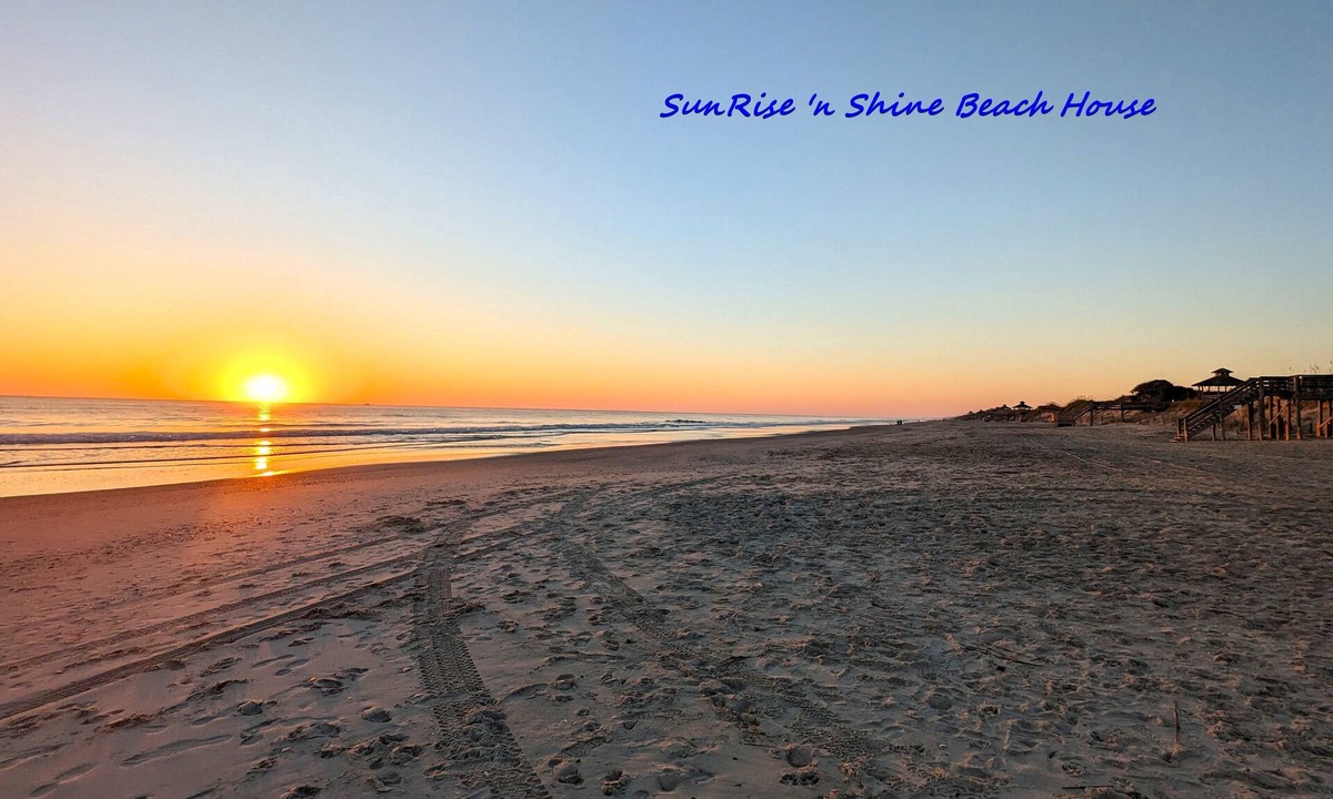 Corolla Light Condo | Huge discount 8/27-9/17 & early-bird for rest of Sept/Oct. Oceanside. New in '24
