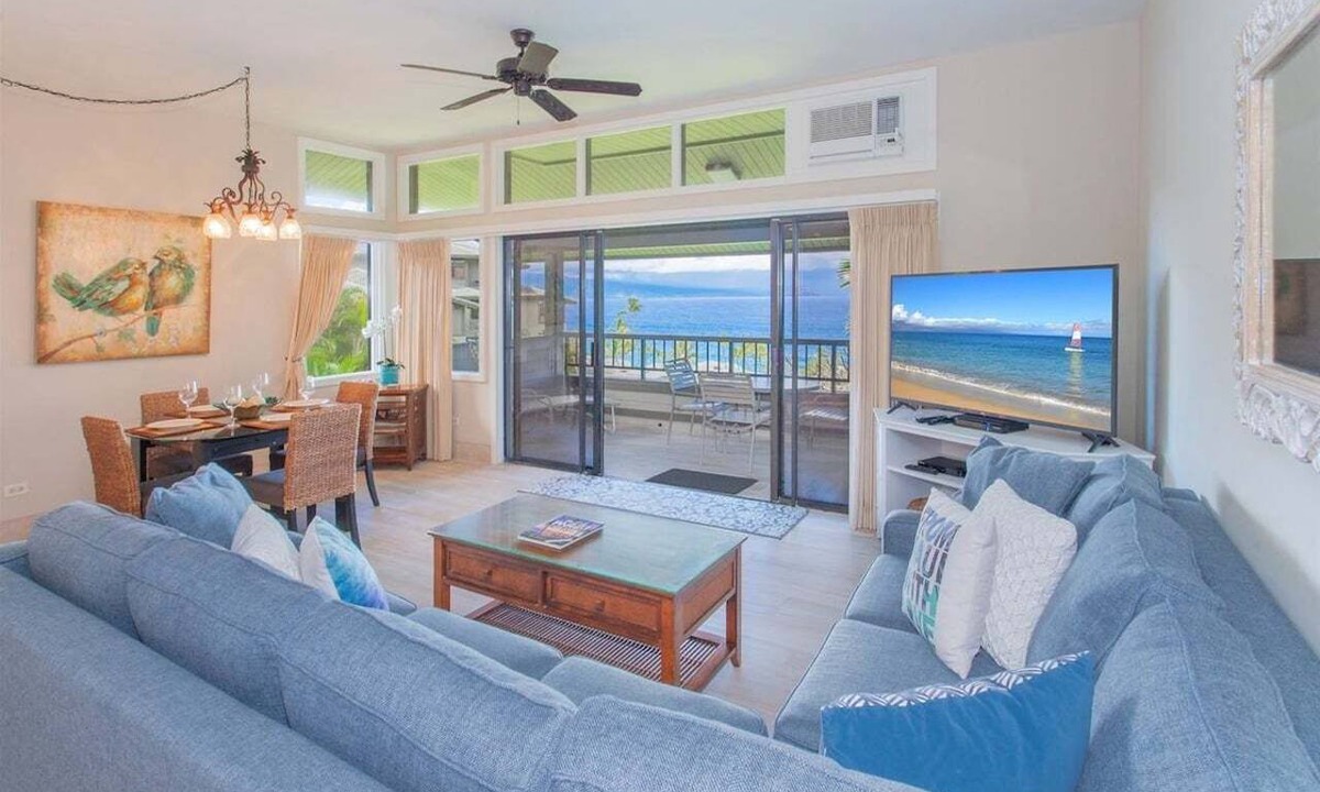Kapalua Villa | Kapalua Ridge 2422. Luxurious remodeled townhouse!