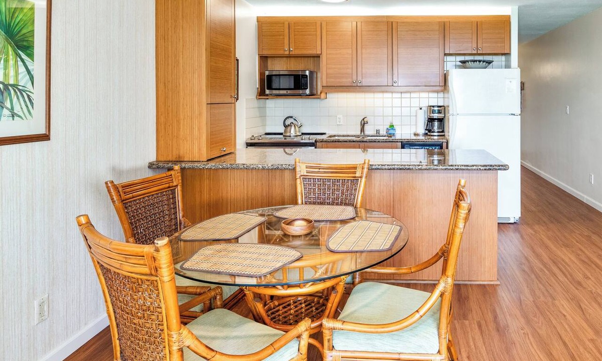 Kihei Condo | Leinaala Oceanfront #301 Oceanfront Views! A/C, wifi, Pool, Great Rates!