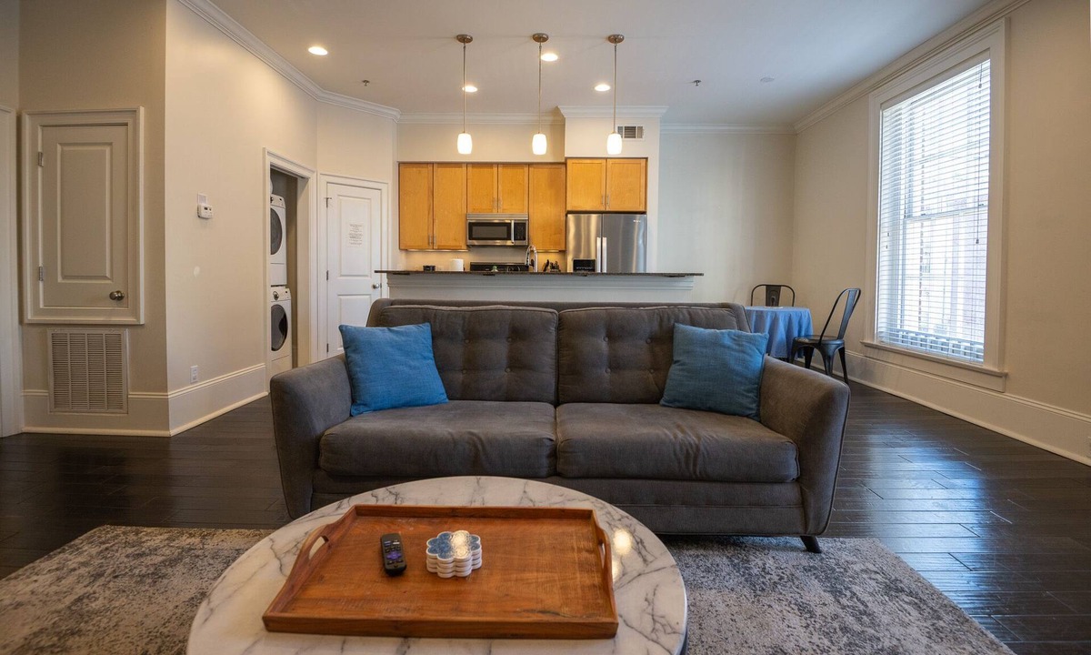 Central Business District Condo | Limited Offer: Cozy Condo by French Quarter