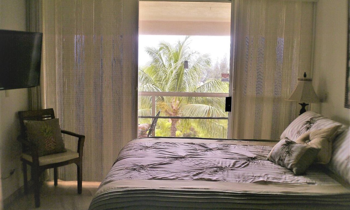 Kihei Apartment | Lovely Appointed Studio With Ocean & Mountain Views. LAST MINUTE 15% DISCOUNT.