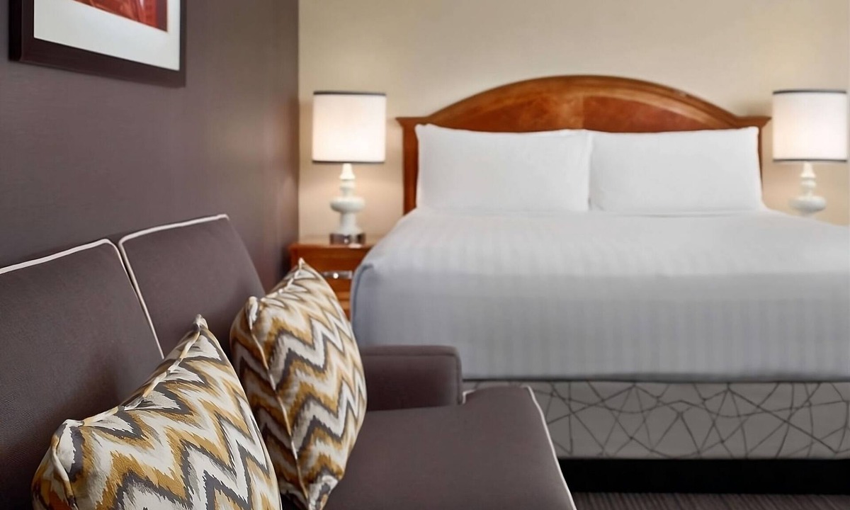 Gwinnett Place Hotel | Making The Best Memories Along The Way! Stay at our stylish unit & relax w/Pool