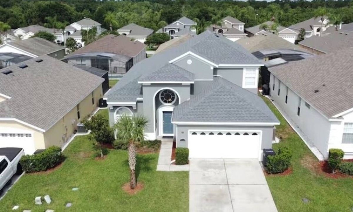 Windsor Palms Villa | Modern, beach themed newly remodeled 6 bedroom home, only 3 miles from Disney!