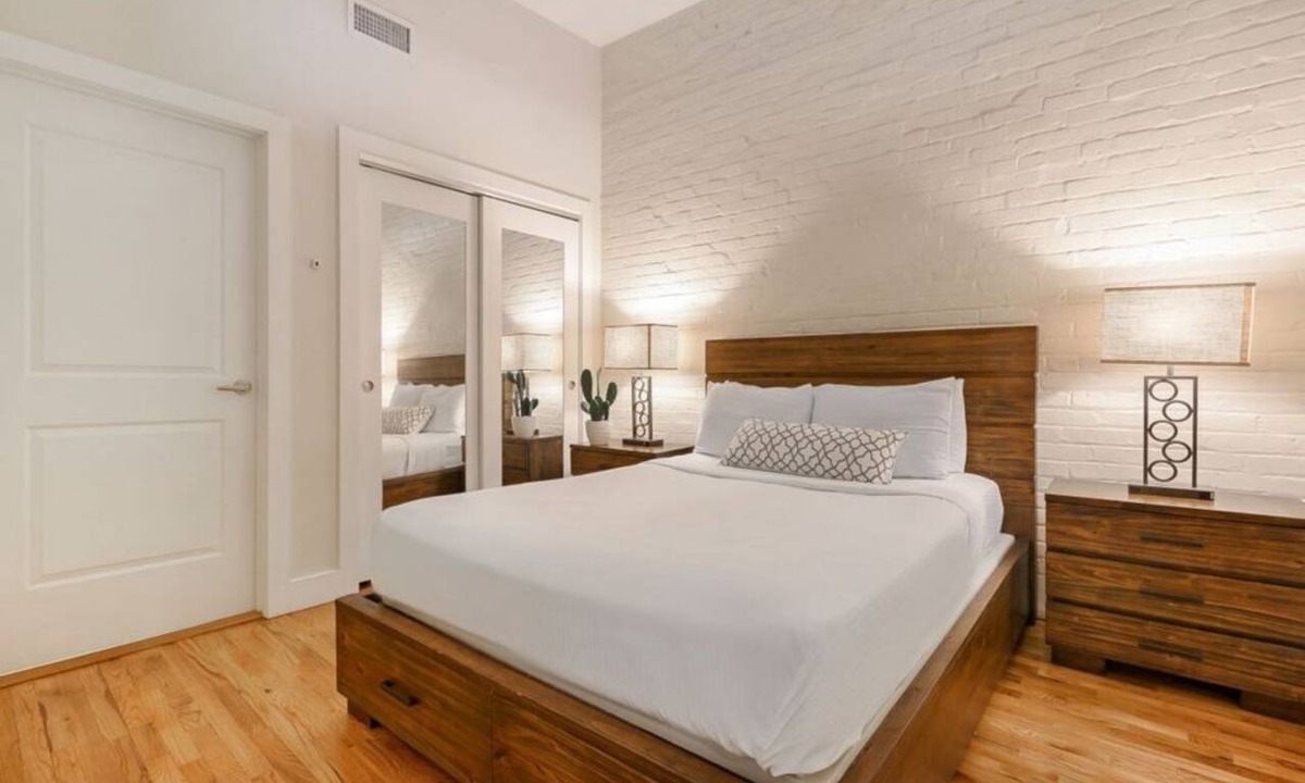 Central Business District Hotel | Modern condo steps from French Quarter/Bourbon