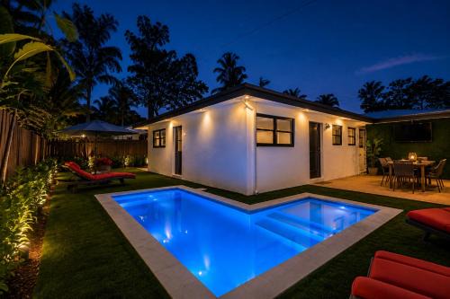 Victoria Park House | Modern Pool Home Near Beach and Las Olas