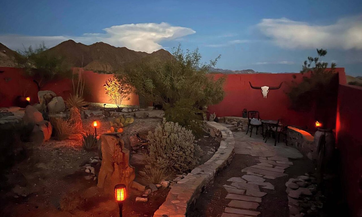 Study Butte-Terlingua House | Mucho Gusto PLUS Casita: 3br 3ba, 2.4 miles from BBNP