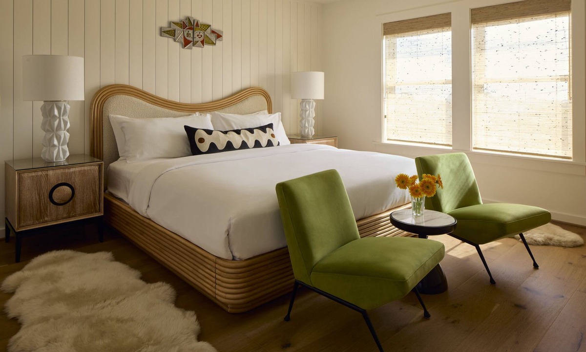 Rodanthe Hotel | NEW Wellness Focused Adult Only Boutique Hotel - Corner Suite w Gas Fireplace