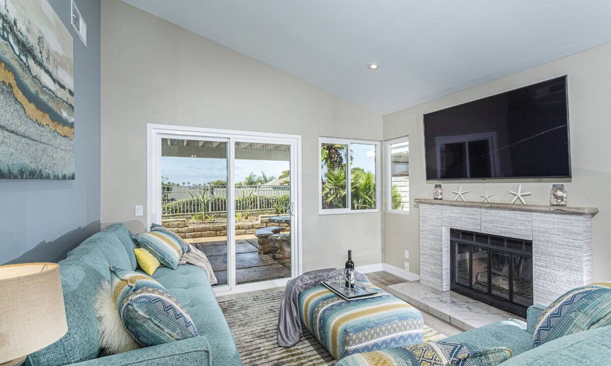 Aviara House | ~OPEN 8/16-18! Ocean View! Pool & Spa, Pets OK, Gated by Beach!~