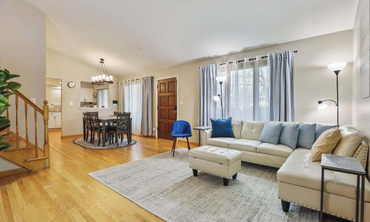 Arlington Heights House | Pristine - 3 Beds, 1.5 Ba!