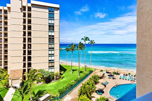 Kahana Apartment | Royal Kahana 618