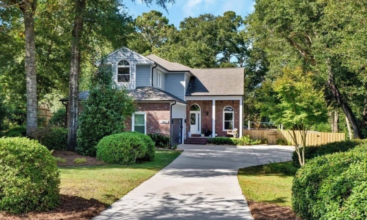 Wilmington House | Spacious family friendly 4-bedroom house in beautiful Porters Neck, Wilmington