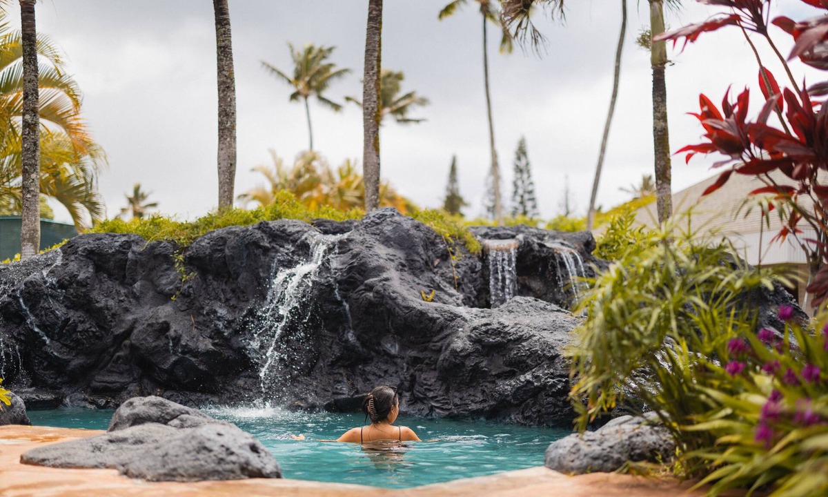 Princeville Hotel | The Cliffs at Princeville