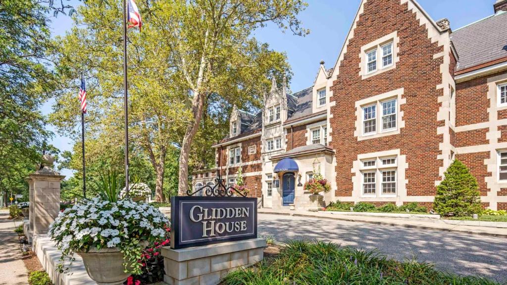 University Circle Hotel | The Glidden House