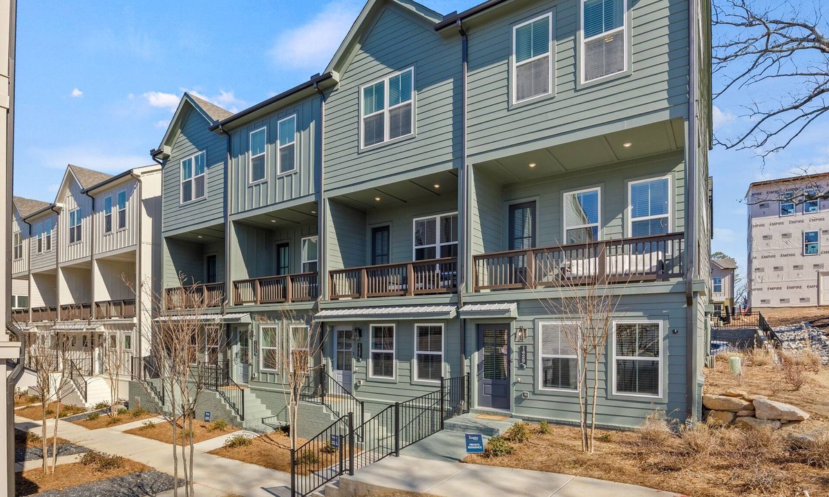 Chosewood Park House | The Hazy Collection Sunset Modern Atlanta Townhome