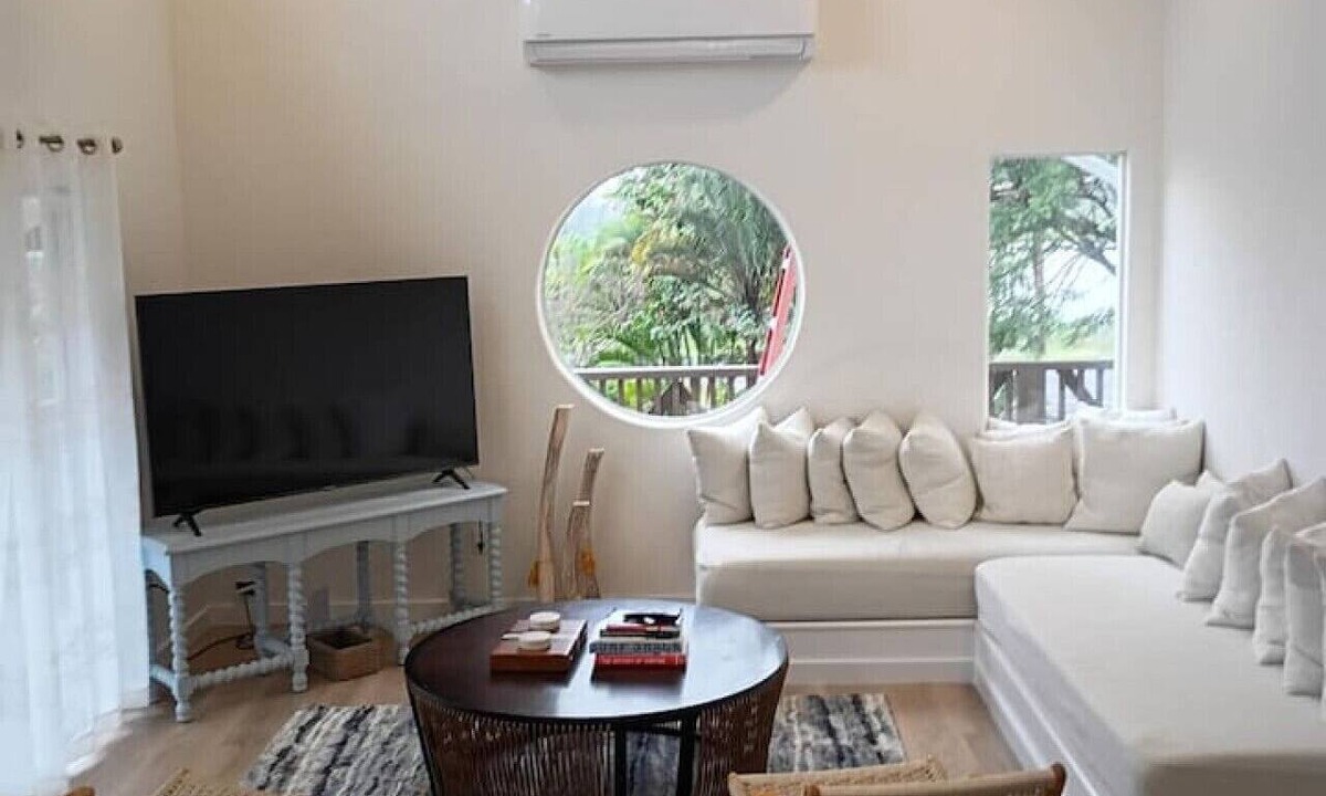 Ocean View House | The Surf Shack 2 Bdrm house w Loft in Ocean View